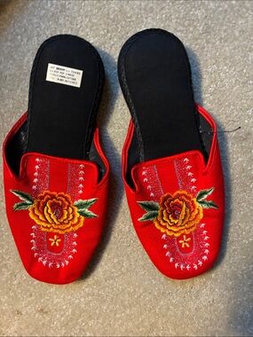 Red Embroidered Floral Slip-On Mules. Size 36